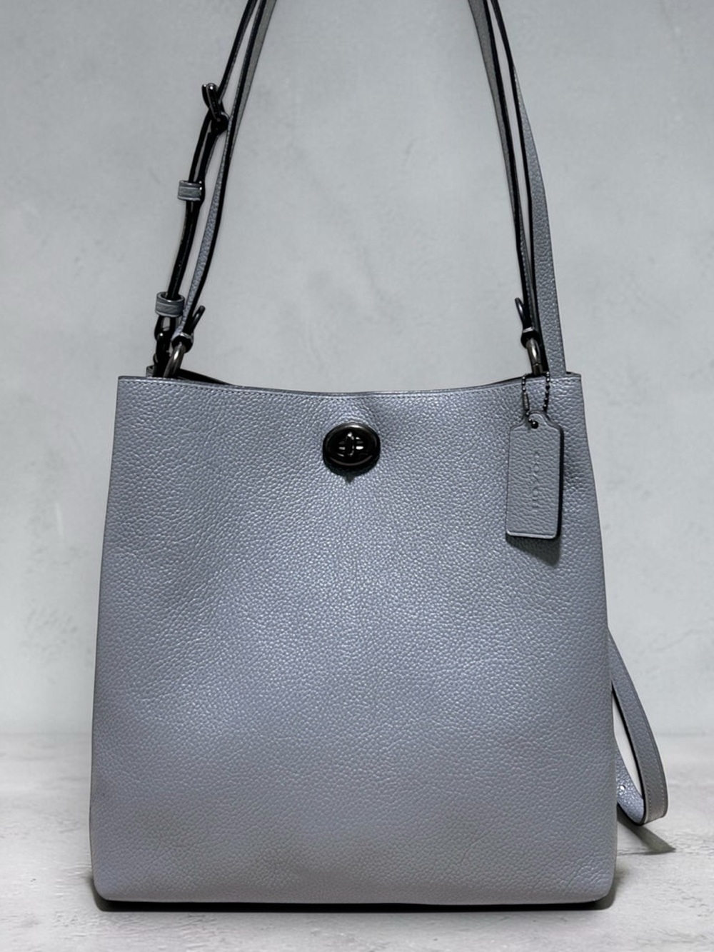 COACH Charlie Pebble Leather Bucket Bag Shoulder/Crossbody